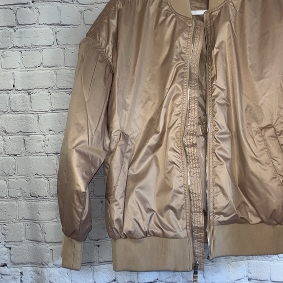 Old Navy bomber jacket puffy jacket water resistant gold tan size large - Picture 4 of 9